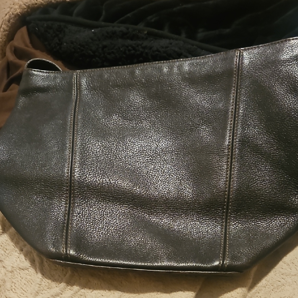 Coach Black Leather Shoulder Bag